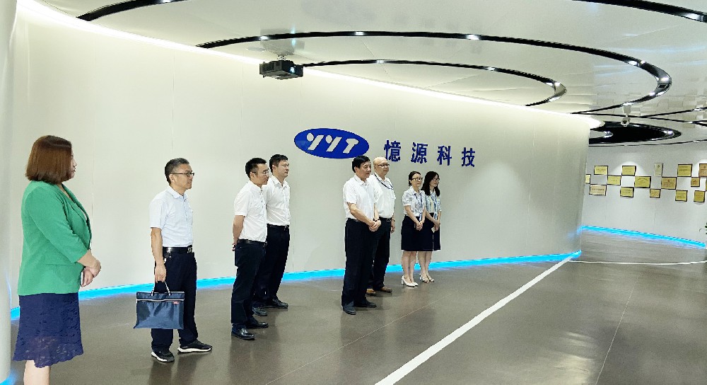 贛州市委常委、政法委書記鄧忠平一行蒞臨我司考察調研